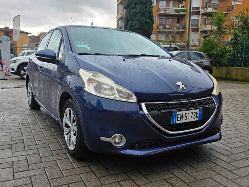 Foto PEUGEOT 208 1° serie